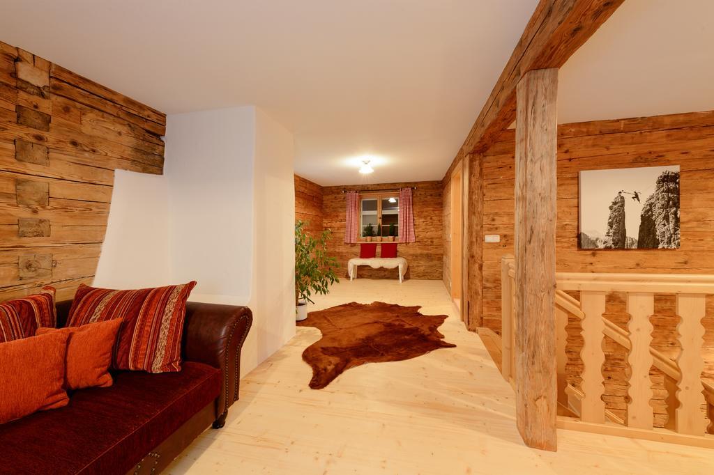 "Viktoria Ferienhaus" - Annehmlichkeiten Von 4-Sterne Familien-Und Wellnesshotel Viktoria Koennen Mitbenutzt Werden Oberstdorf Exterior photo